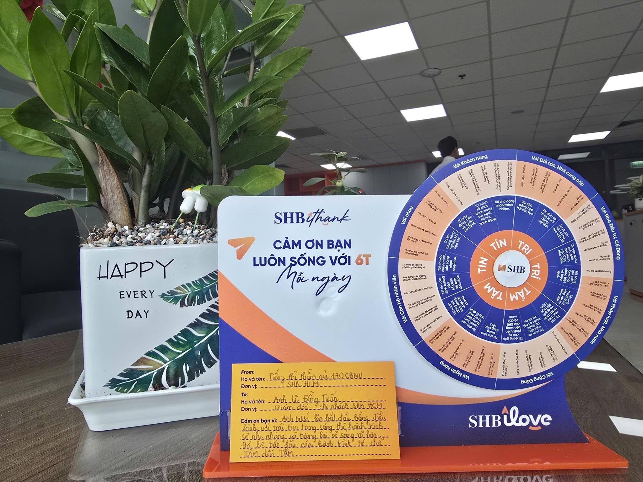 "Bao nhiêu gian khó, không chùn bước. Nhiệt huyết trong tim, vẫn rực hồng"