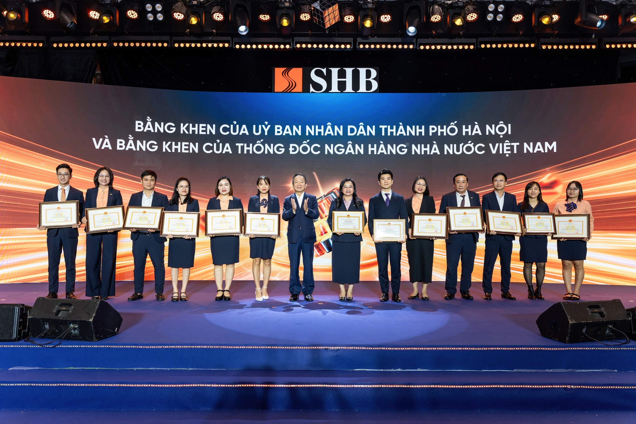 SHB vinh danh các tập thể, cá nhân xuất sắc năm 2025 – Lan tỏa tinh thần cống hiến và khát vọng bứt phá